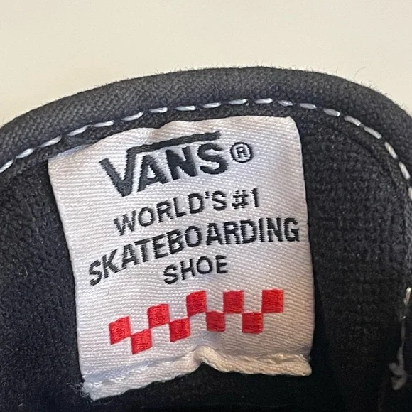 Rowan Vans - Picture 9 of 10